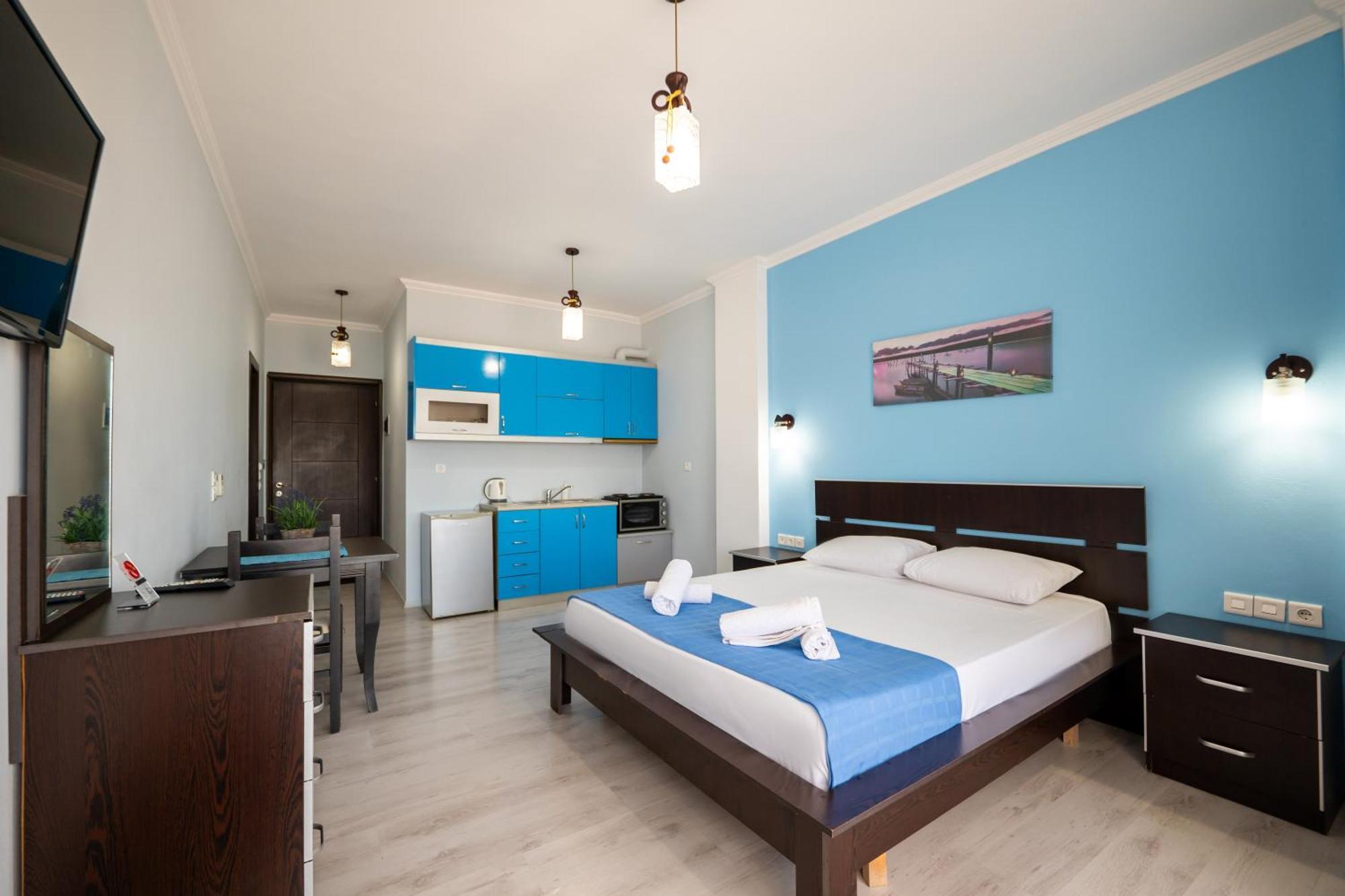 Keos Hotel Sarandë Esterno foto
