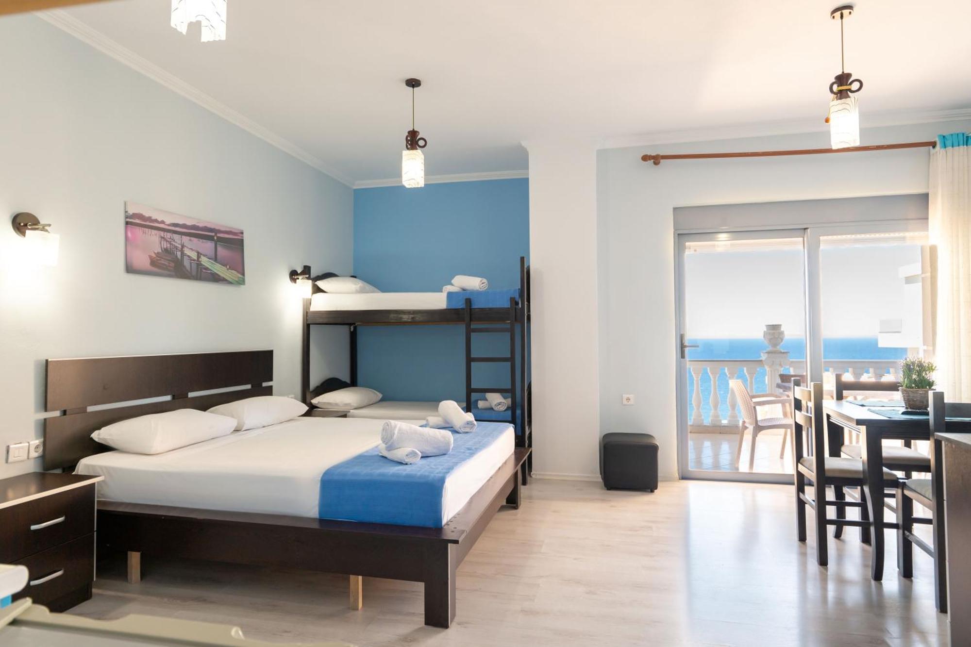 Keos Hotel Sarandë Esterno foto